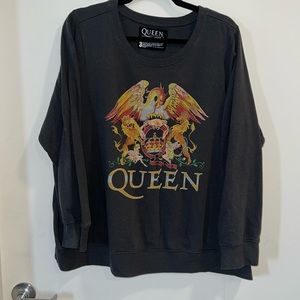 Torrid Queen Sweatshirt Sz 3X